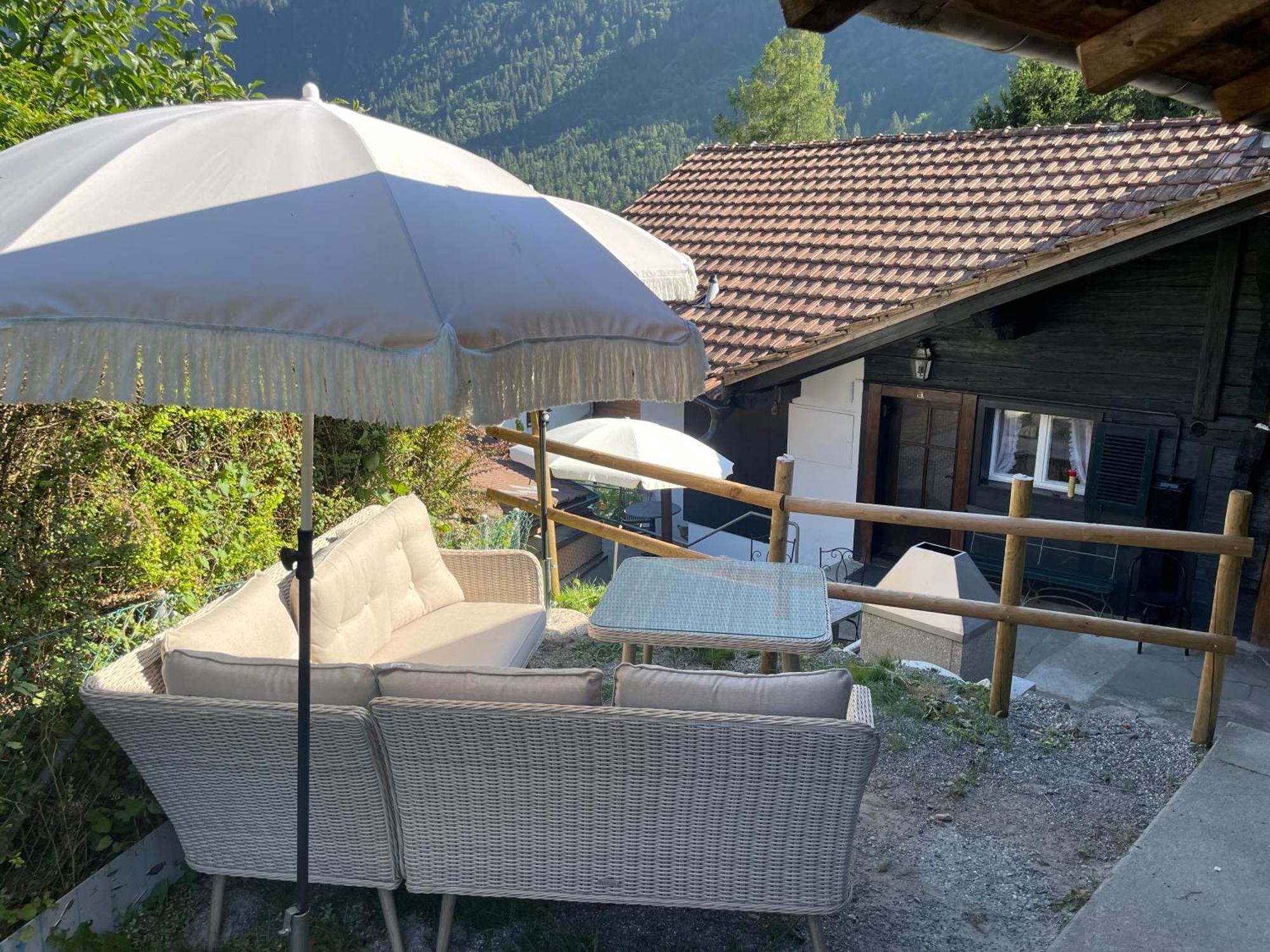 Charming Alpine Retreat By Apartments Capricorn Gsteigwiler Ngoại thất bức ảnh